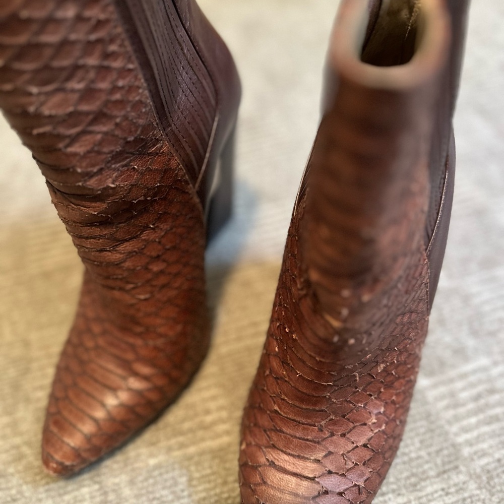 Heeled boots.
